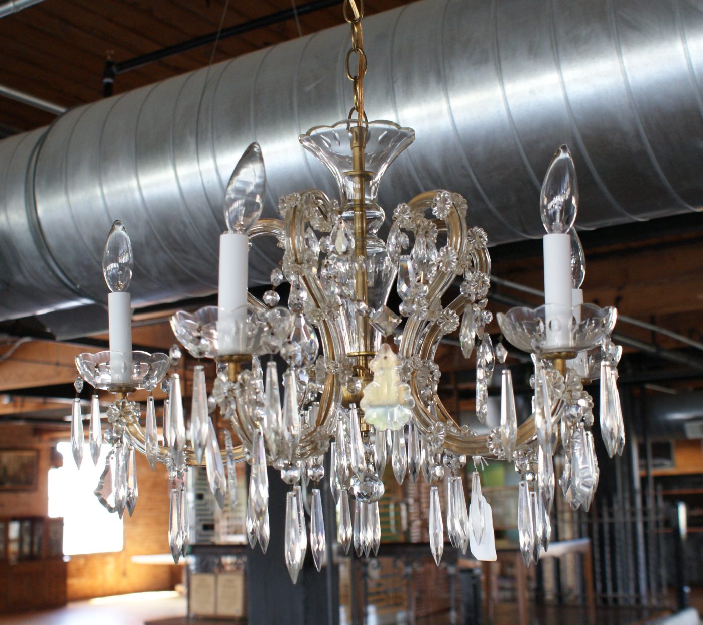 5 Light Maria Theresa Chandelier w Prisms