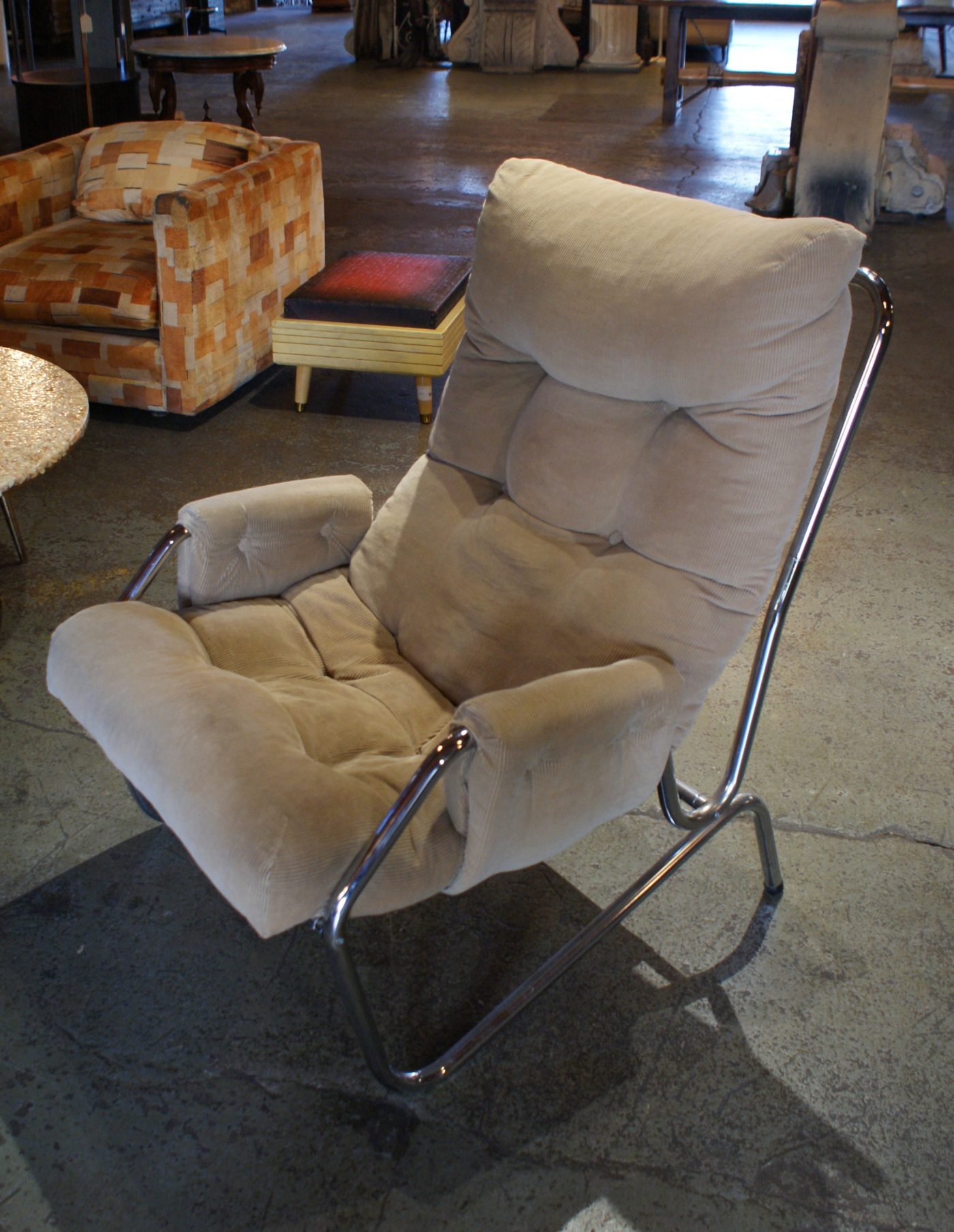 Tan Corduroy Lounger w Chrome Frame