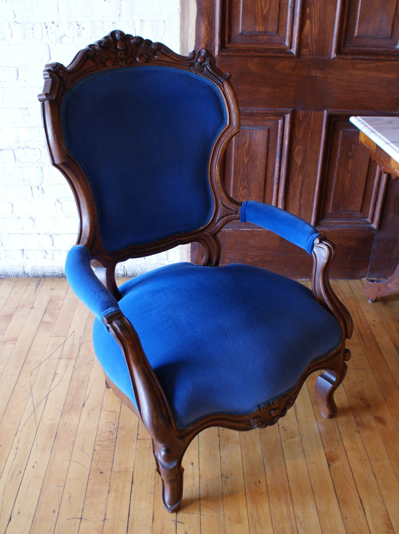 Blue Victorian Parlor Chair w Open Arms