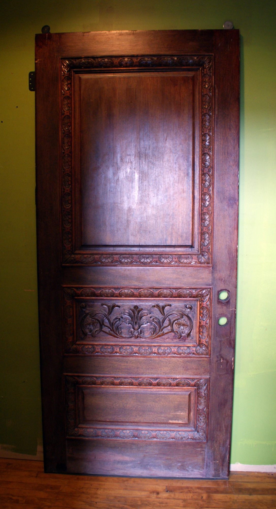 3 Panel Door w Carved Detail