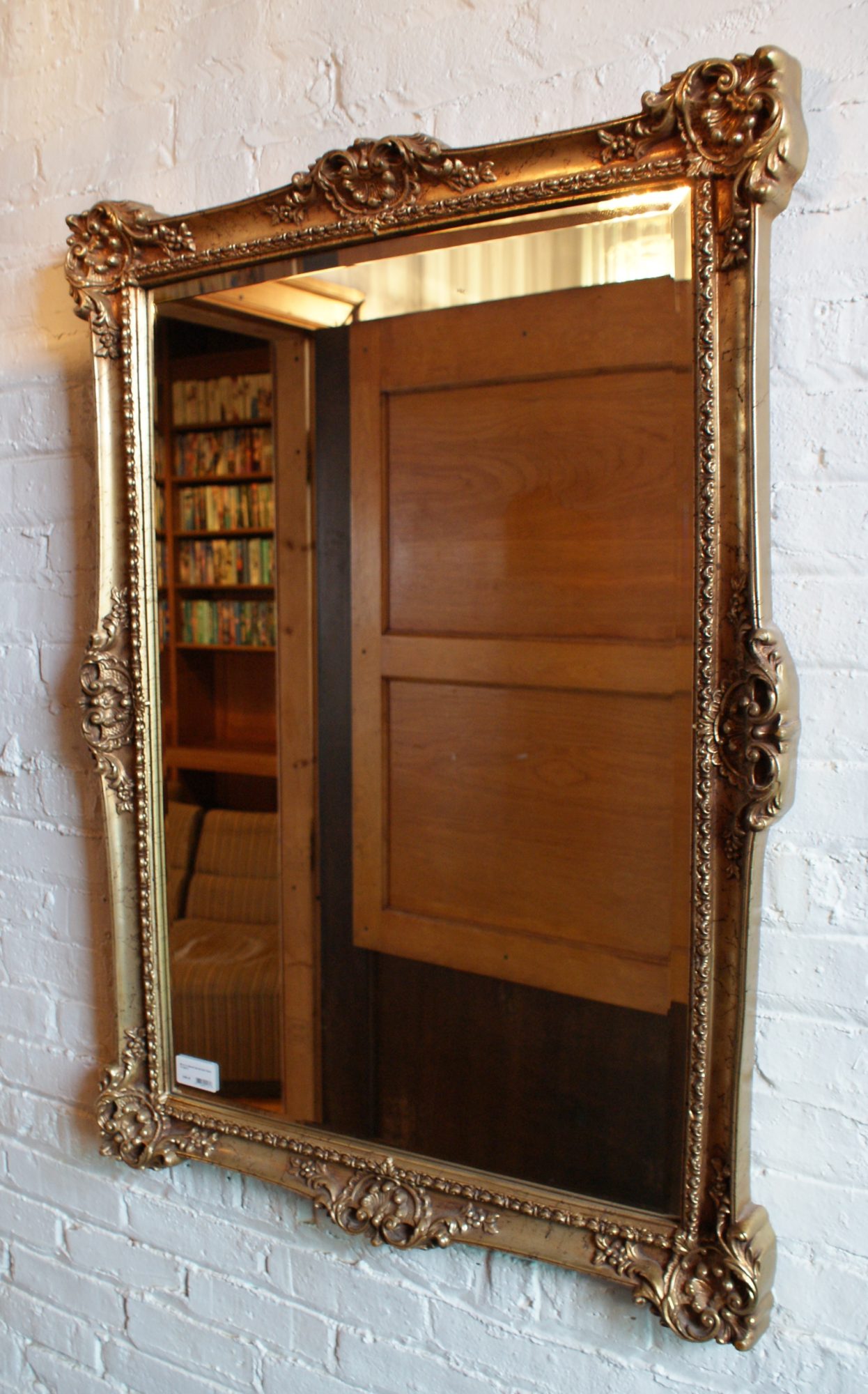 Mirror w Heavily Carved Gold Frame