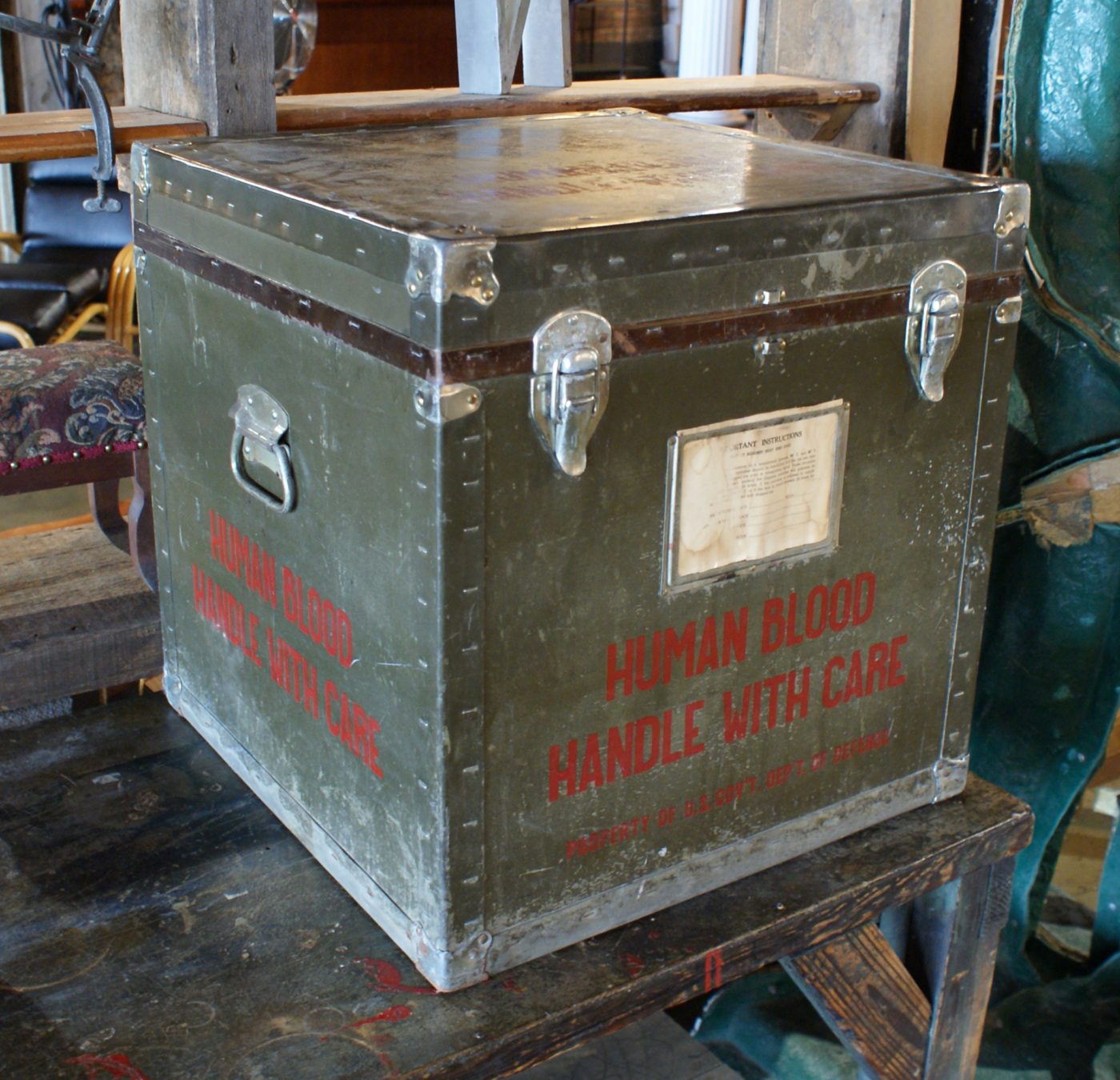 Insulated Blood Transport Crate