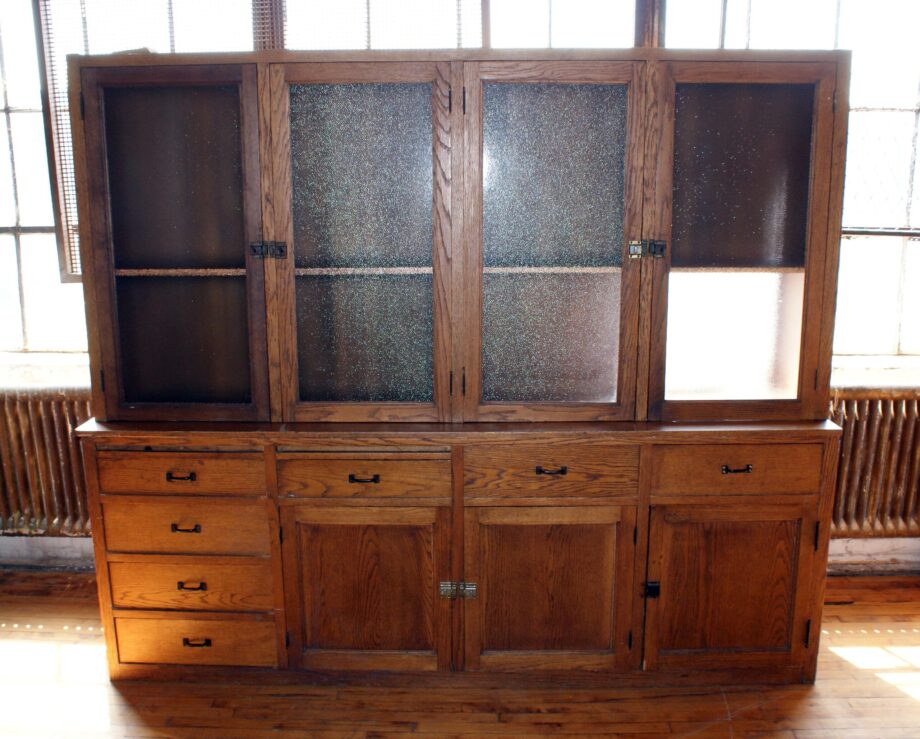 Antique Oak Built In w 4 Privacy Glass Doors