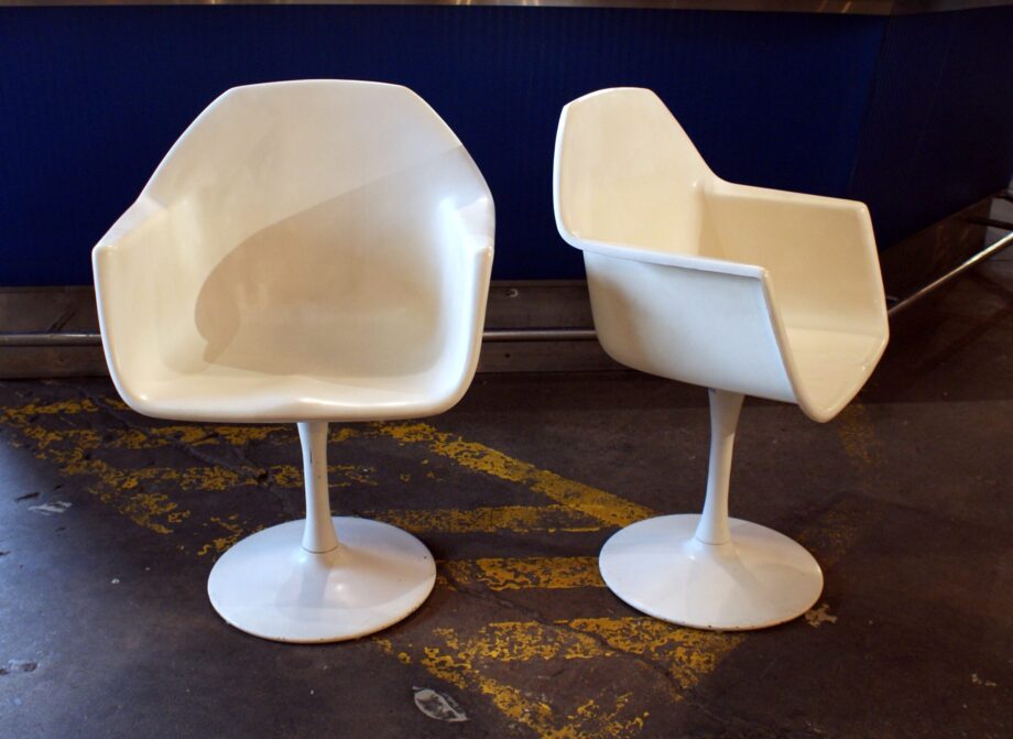 White MCM Shell Chair w Tulip Base