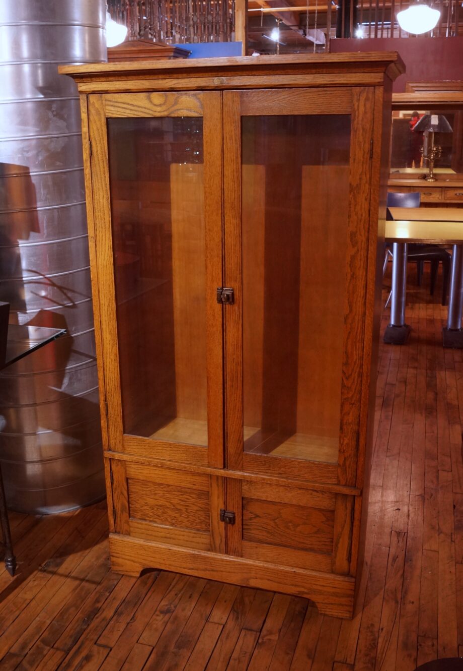 Antique Oak 2 Glass Door 2 Lower Door Freestanding Cabinet