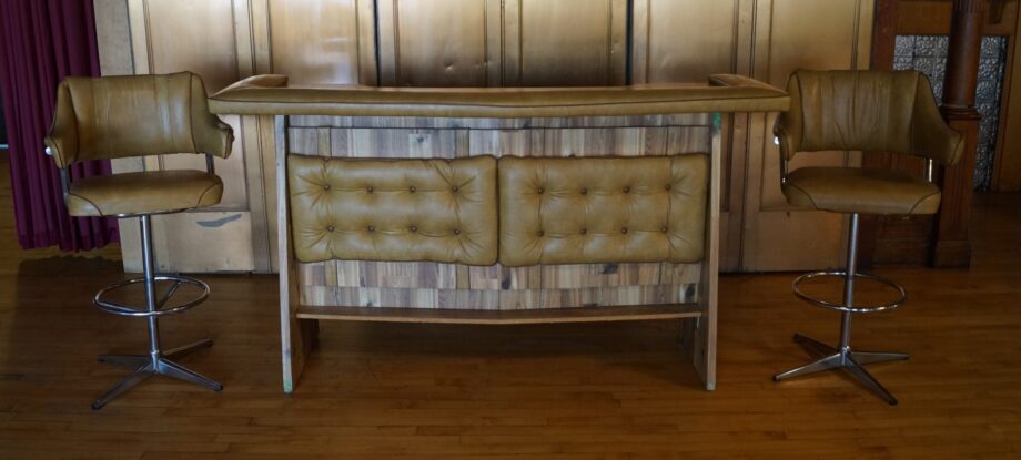 Vintage Dry Bar w Tan Tufted Vinyl and 2 Stools