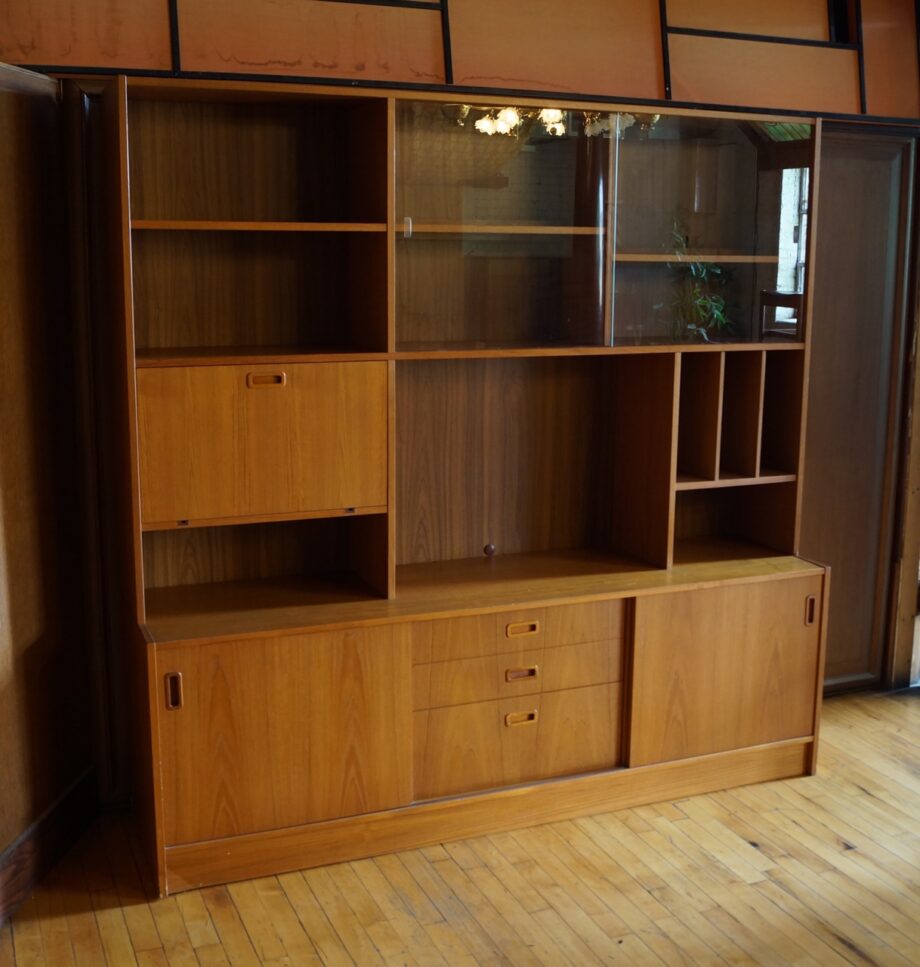 Danish Style Teak Veneer Bookcase w Sliding Glass Doors