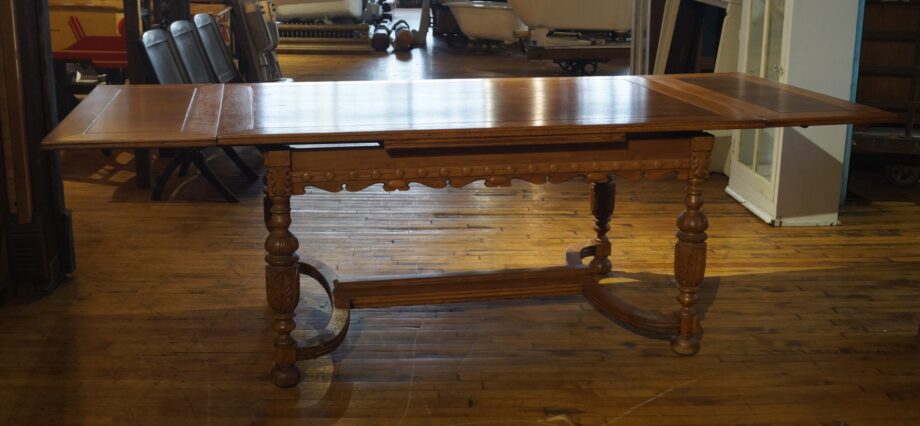 Antique Dining Table w Ornate Carved Base and Built In Leaves