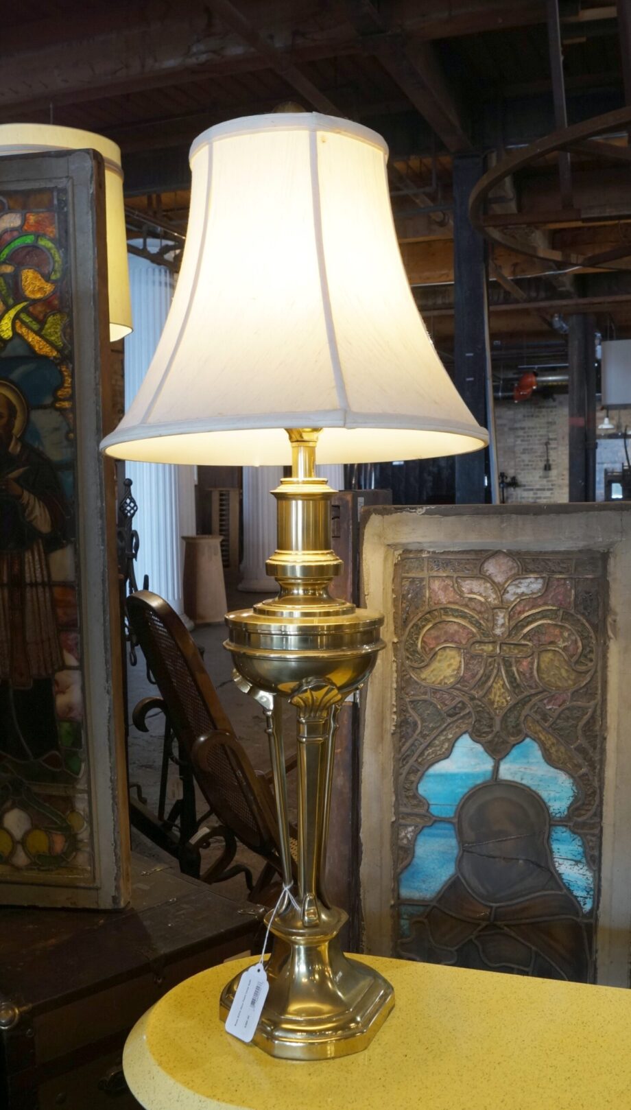 Brass Stiffle Deco Table Lamp