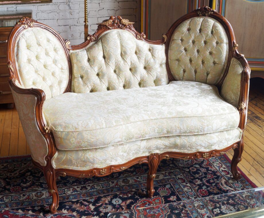 French Provincial Loveseat w Ornate Bird Carving