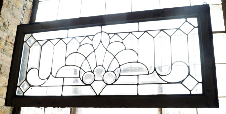 Beveled and Leaded Glass w Pickets and Flower