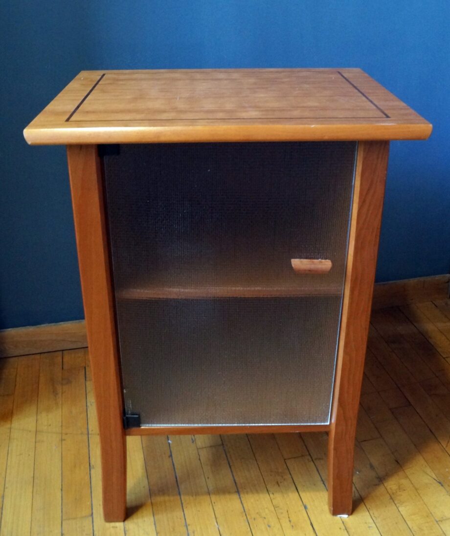 Lightwood End Table w Fogged Glass Door