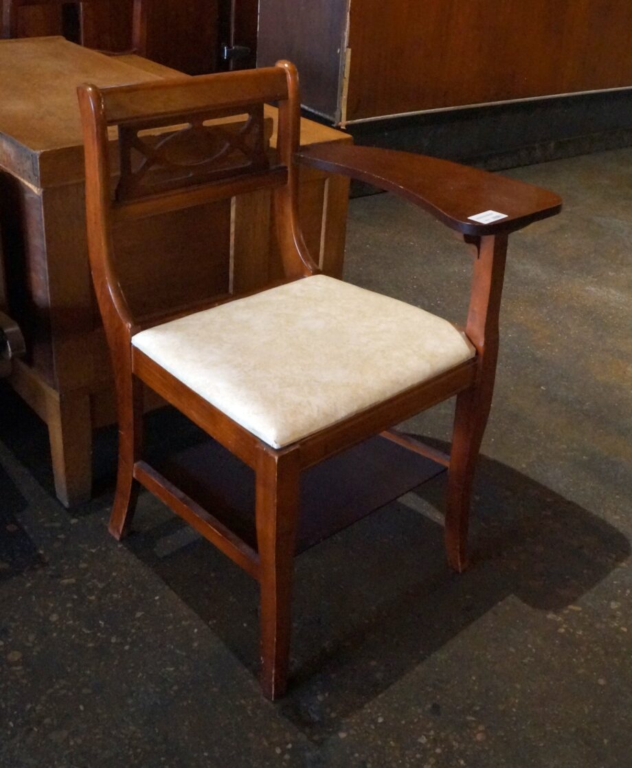 Small School Chair w White Vinyl Seat and Desk Arm