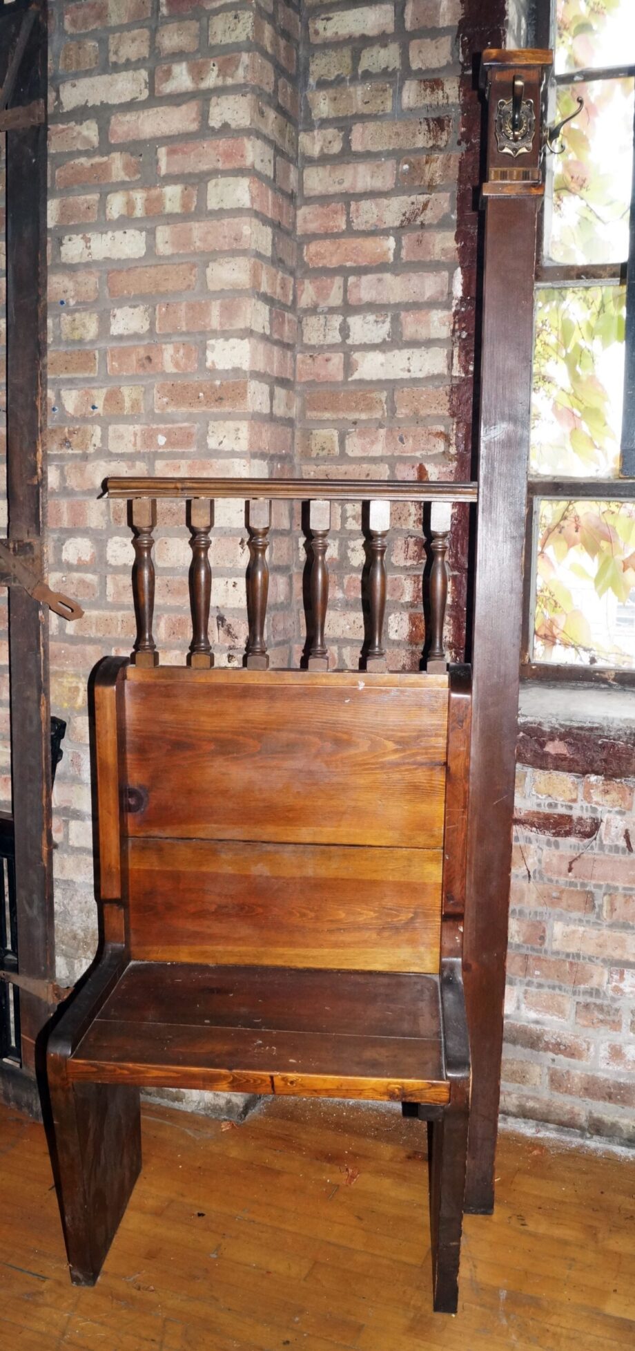 Single Seat Bench w Railing and Coat Rack