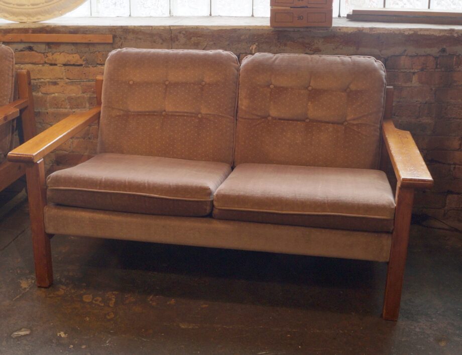 Mauve Sling Loveseat