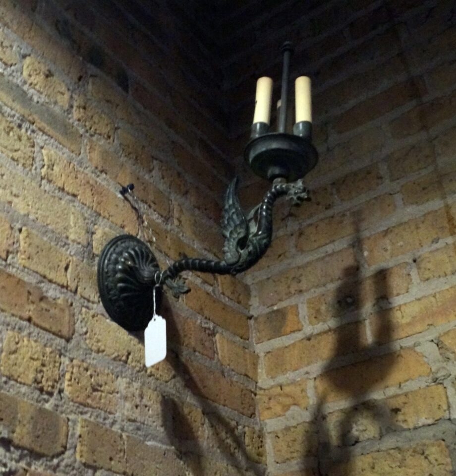 Single Dragon 3 Light Sconce