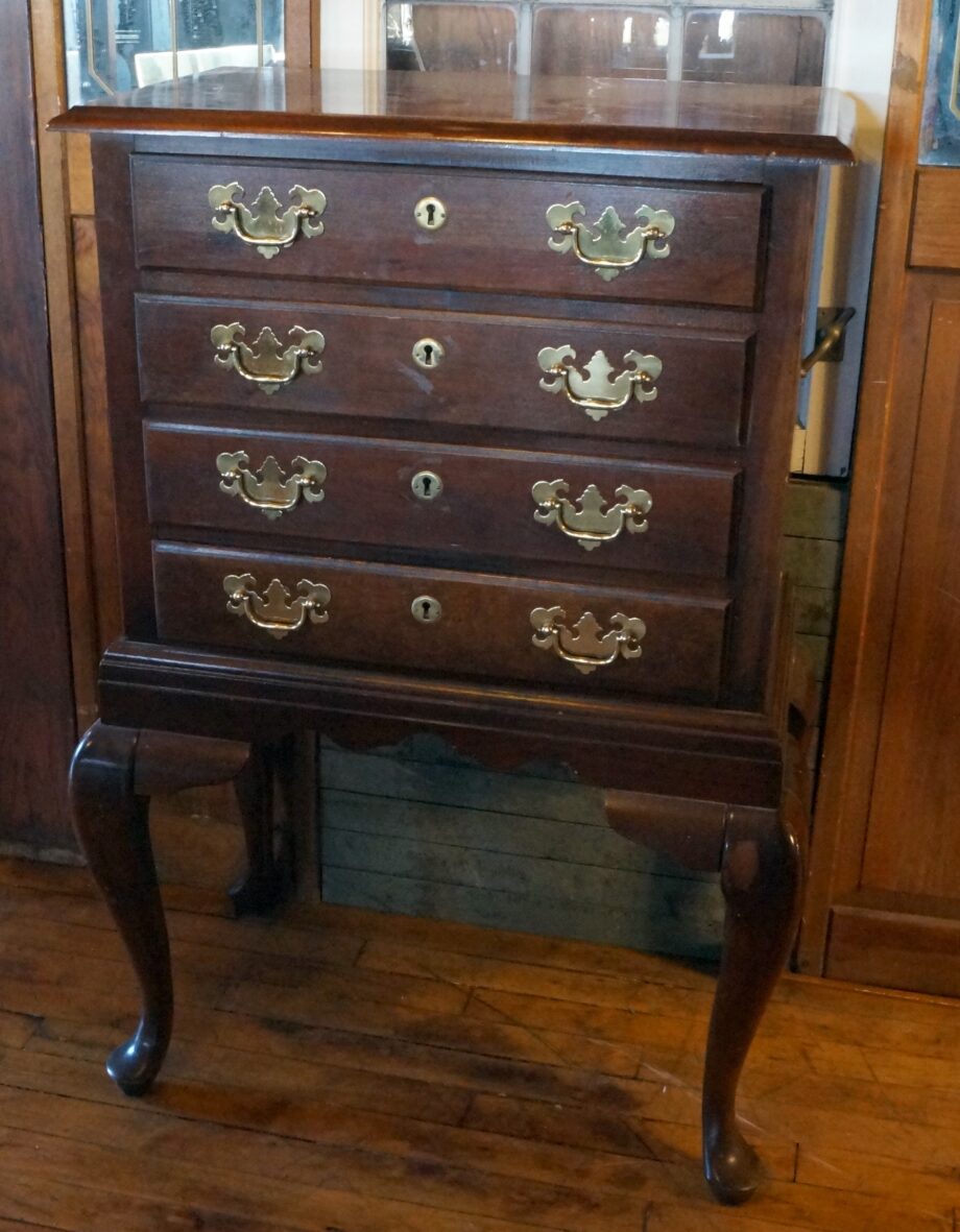 4 Drawer Jewelry Dresser