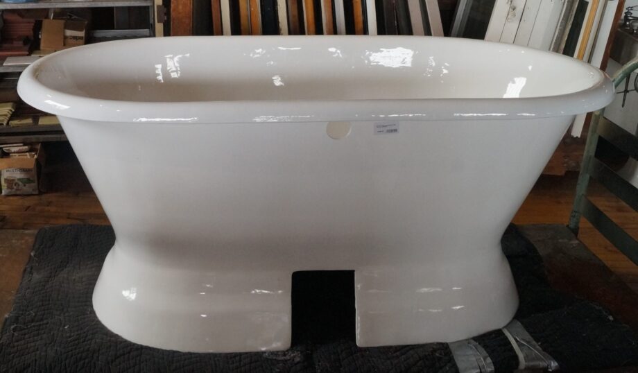 Double Ended Contemporary Cast Iron Tub