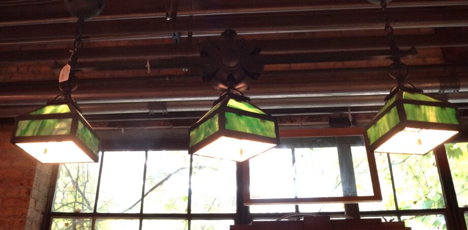 3 Lite Pool Hall Fixture w Green Glass