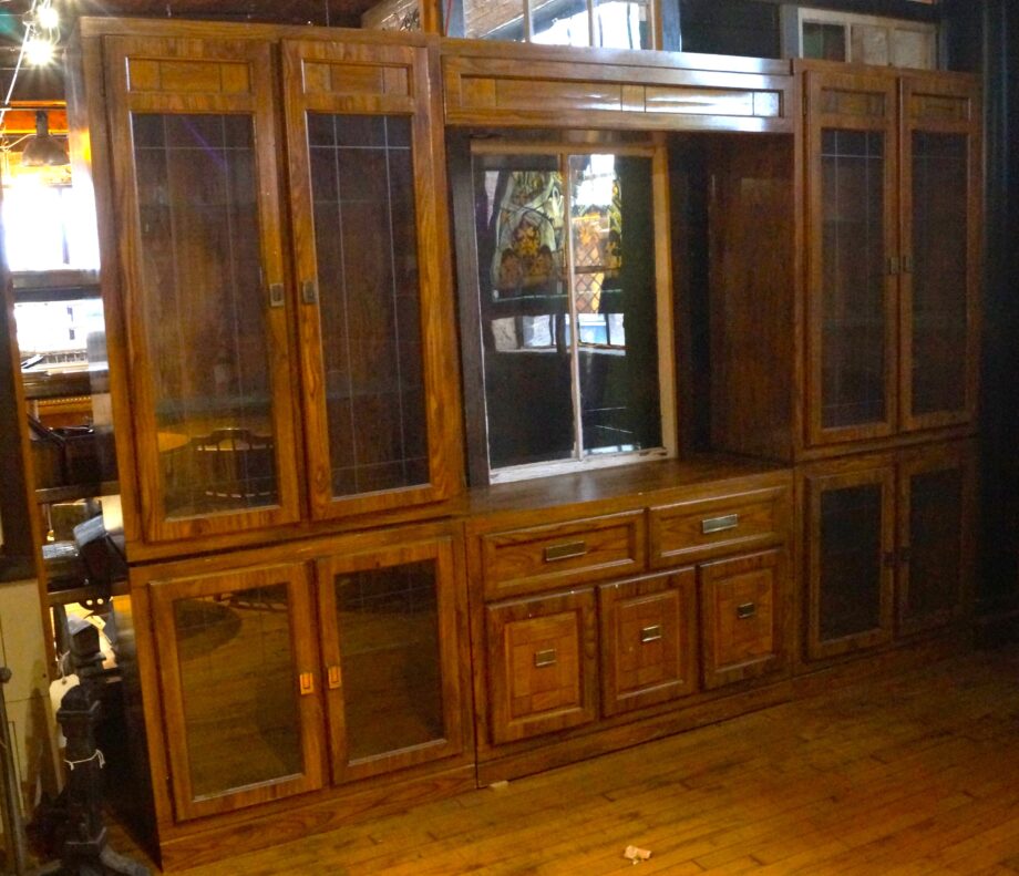 Large Entertainment Console w Glass Doors