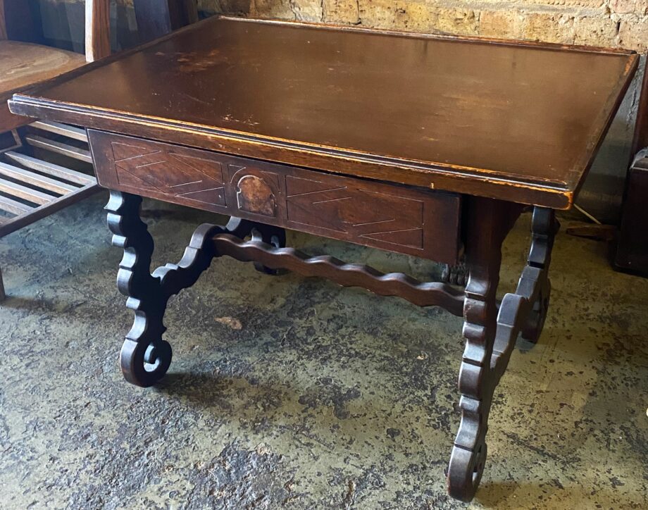 Small Scroll Carved Base End Table