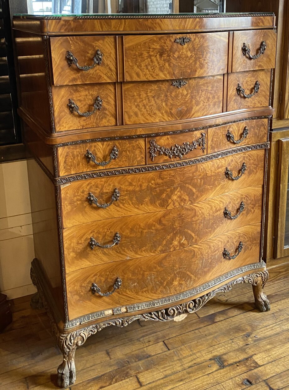 6 Drawer Claw Foot Dresser w Burled Wood