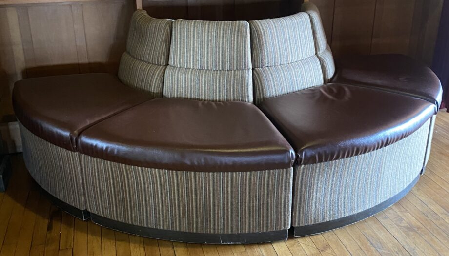 MCM Semi Circle Modular Seats w Brown Vinyl