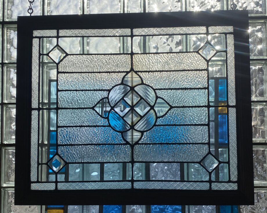 Leaded Glass w Floral Inlay and Diamond Center