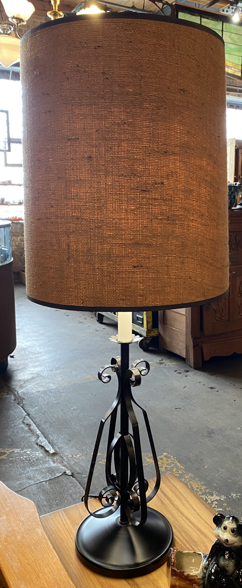 Scroll Black Metal Lamp w Tweed Shade