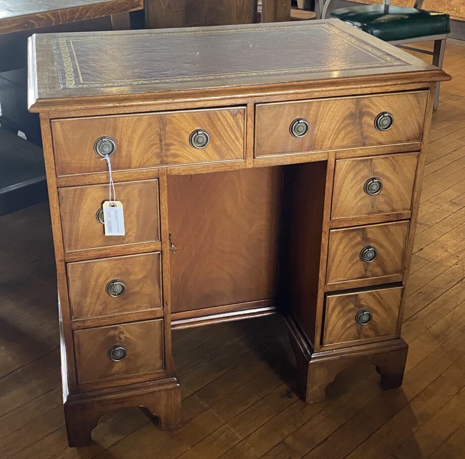 Leather Top Small Desk w 8 Drawers