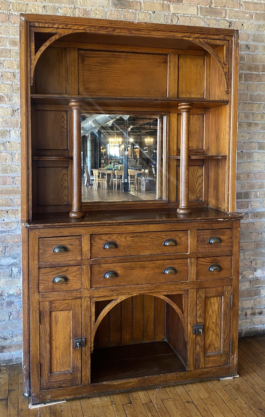 Small Built In Hutch w Mirror and Columns