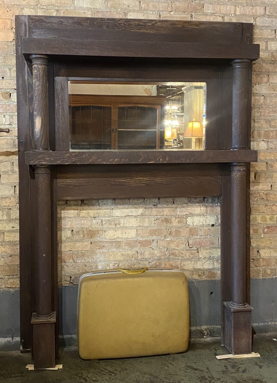 Distressed Full Mantle w Columns