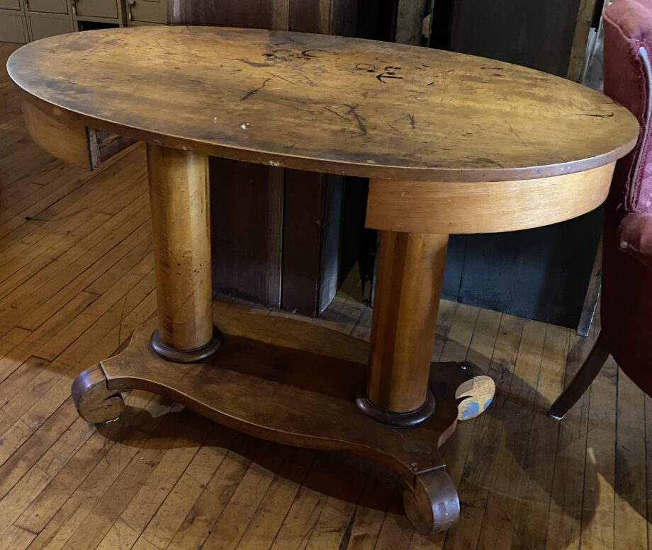 Lightwood Oval Small Desk w Dual Column Legs