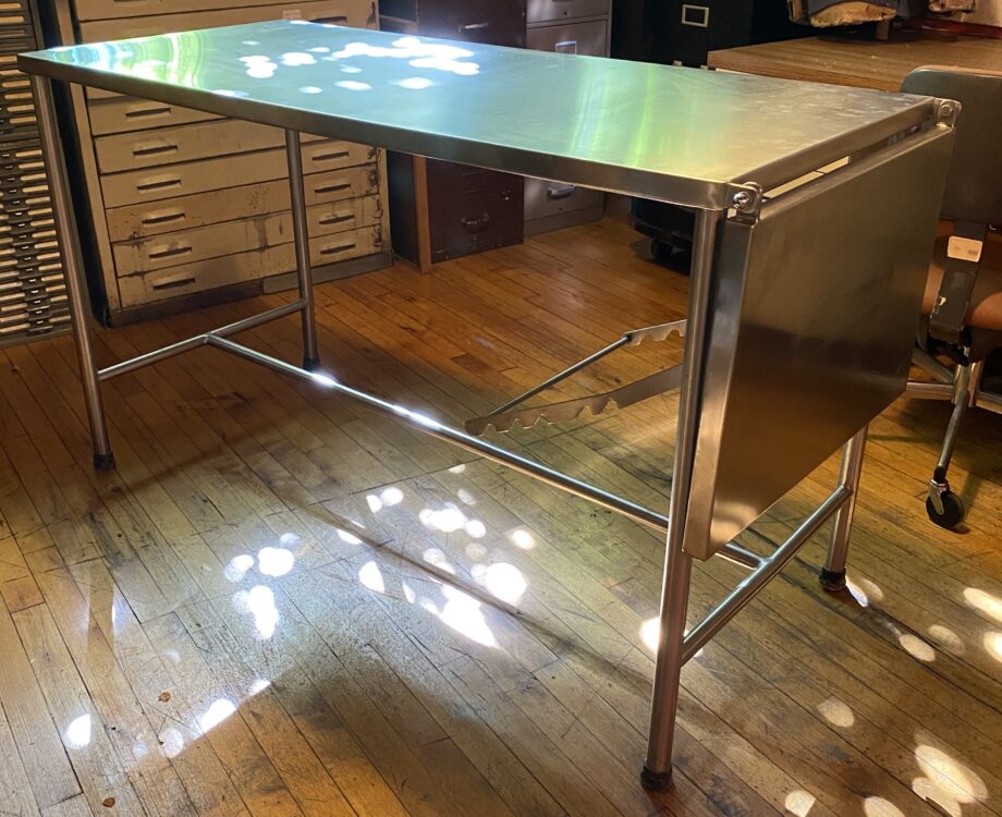 Rectangular Metal Examining Table w Fold Out End