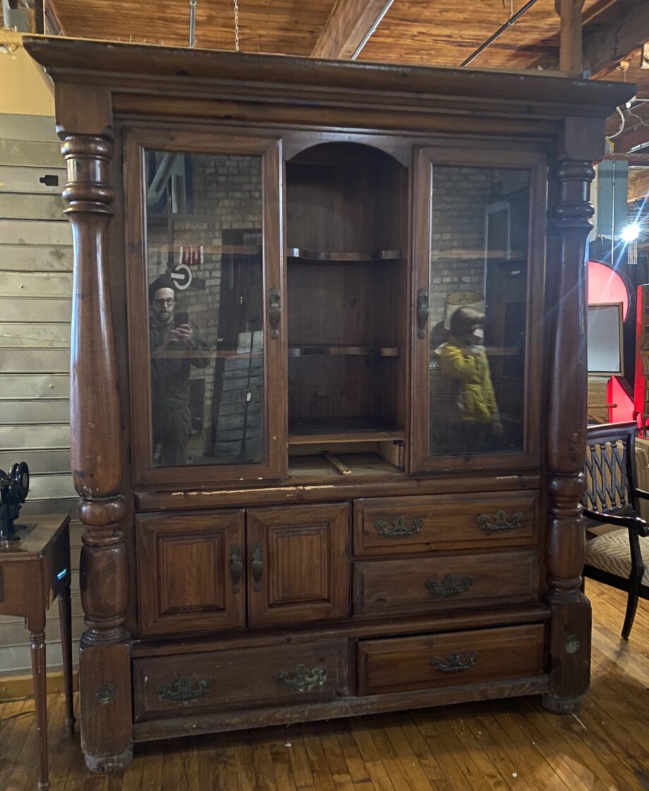 Large Columned 5 Drawer Hutch