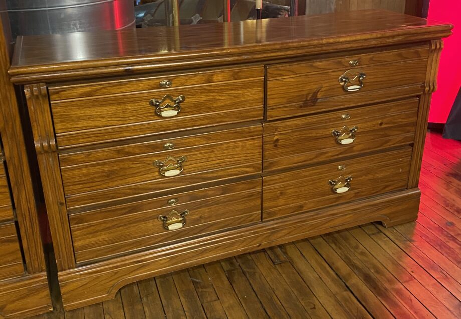 6 Drawer Lowboy Dresser w Enamel Pulls