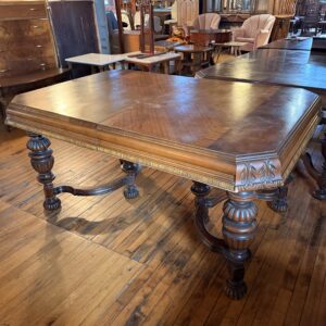 Antique Walnut and Mahogany Inlaid Carved Tri Leg Table with 1 Built in Leaf