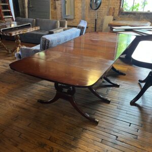 Drop Leaf Dining Table w 3 Leaves