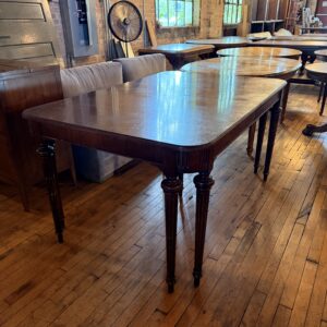 Mahogany Dining Table 10 Legs