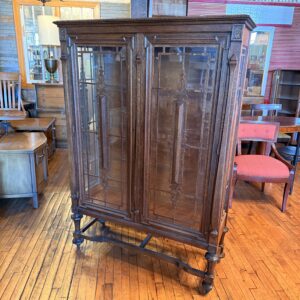 Antique Quarter Sawn Oak 2 Door Bookcase