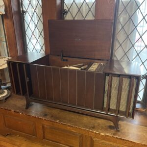 MCM Zenith Record Player
