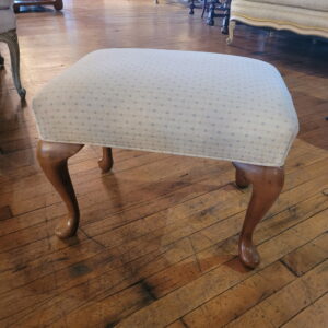 Small Ottoman w White Upholstery 20"x14"x14"
