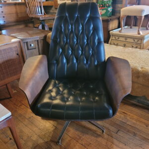 MCM Leather and Walnut Chair Plycraft Chair