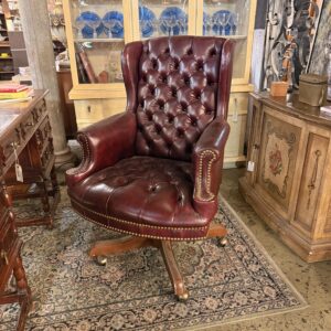 Leather Tufted Rolling Arm Chair